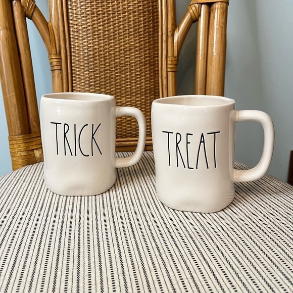 Rae Dunn Halloween Trick or Treat Mugs - Picture 1 of 2